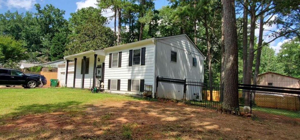 3845 Water Oak Way, Atlanta GA  30340-2535 exterior