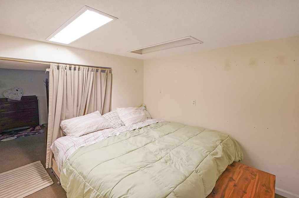 571 Norton Cir, Smyrna GA  30082-2123 exterior