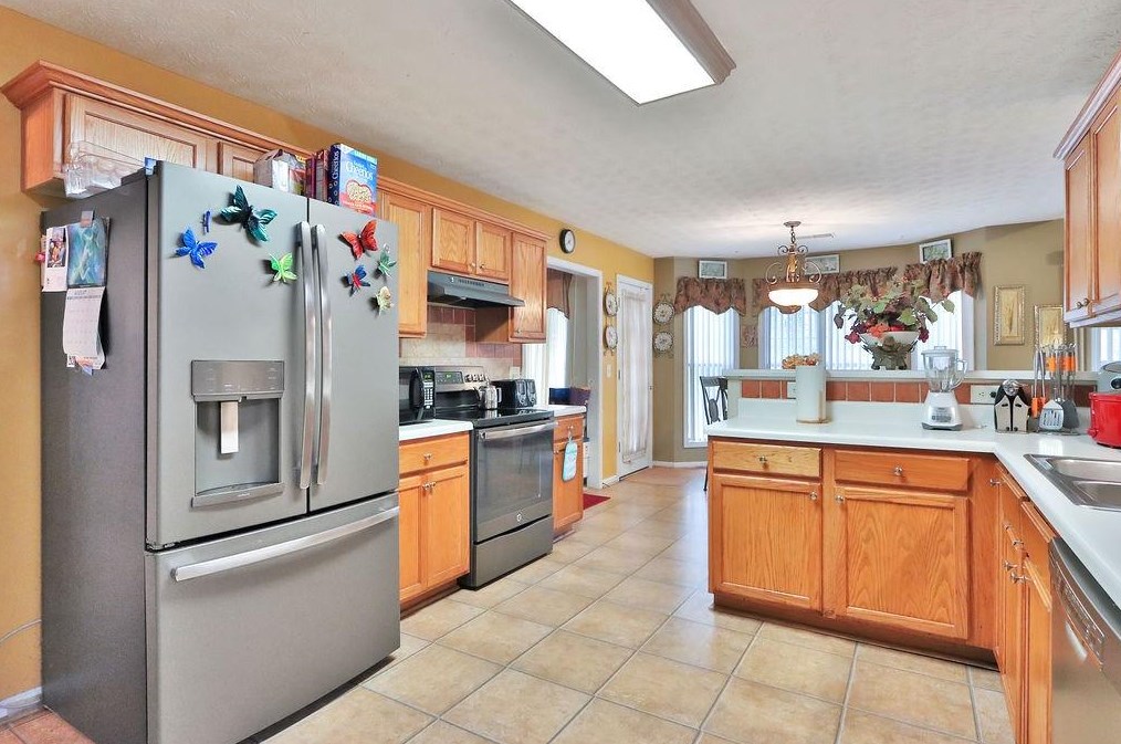 3671 Waldrop Farms Dr, Decatur GA 30034-7305 exterior