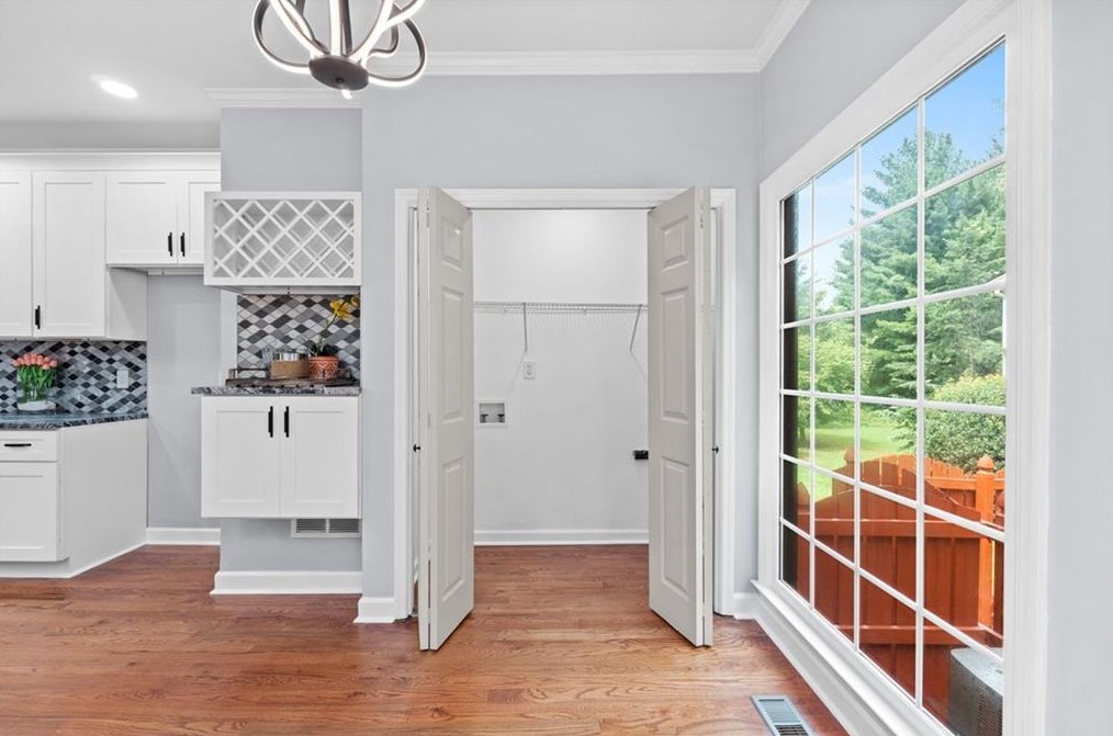 12375 Crabapple Chase Dr, Alpharetta GA 30004-6313 exterior