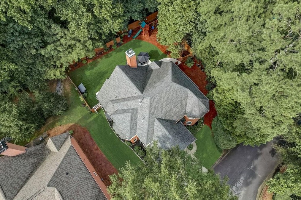 1950 Northbrooke Ln, Atlanta GA exterior