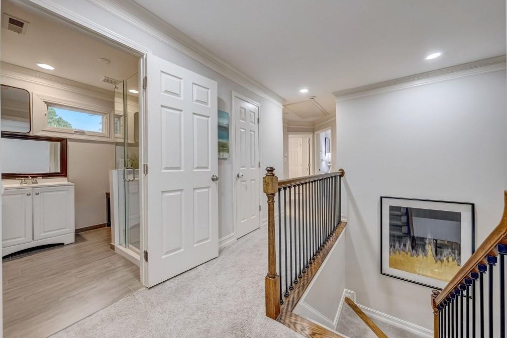 1950 Northbrooke Ln, Atlanta GA exterior