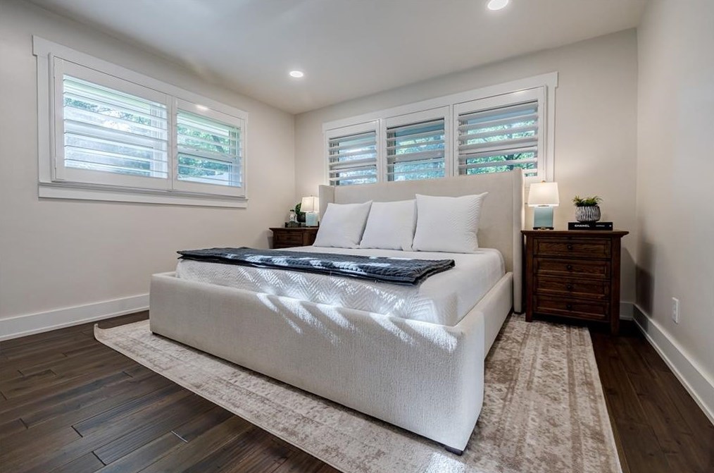 3306 Pine Meadow Rd, Atlanta GA  30327-2220 exterior