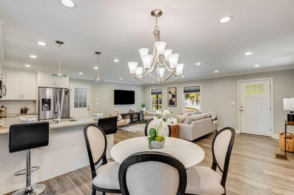 4368 Redwood St, Atlanta GA 30360-2626 exterior