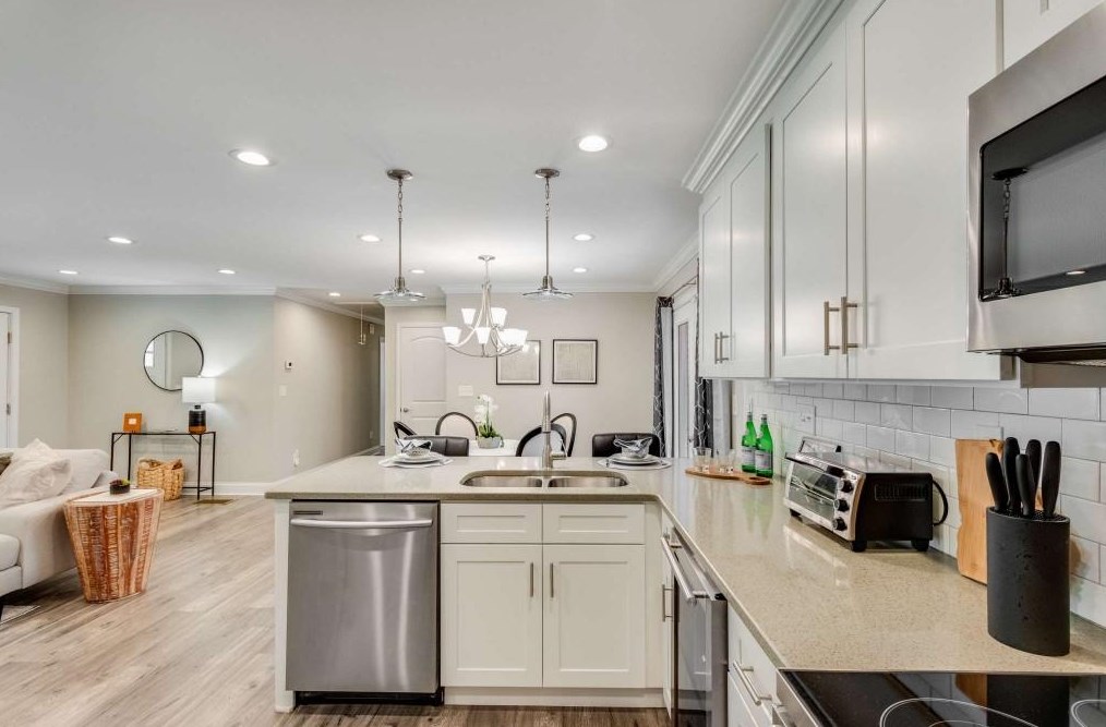 4368 Redwood St, Atlanta GA 30360-2626 exterior