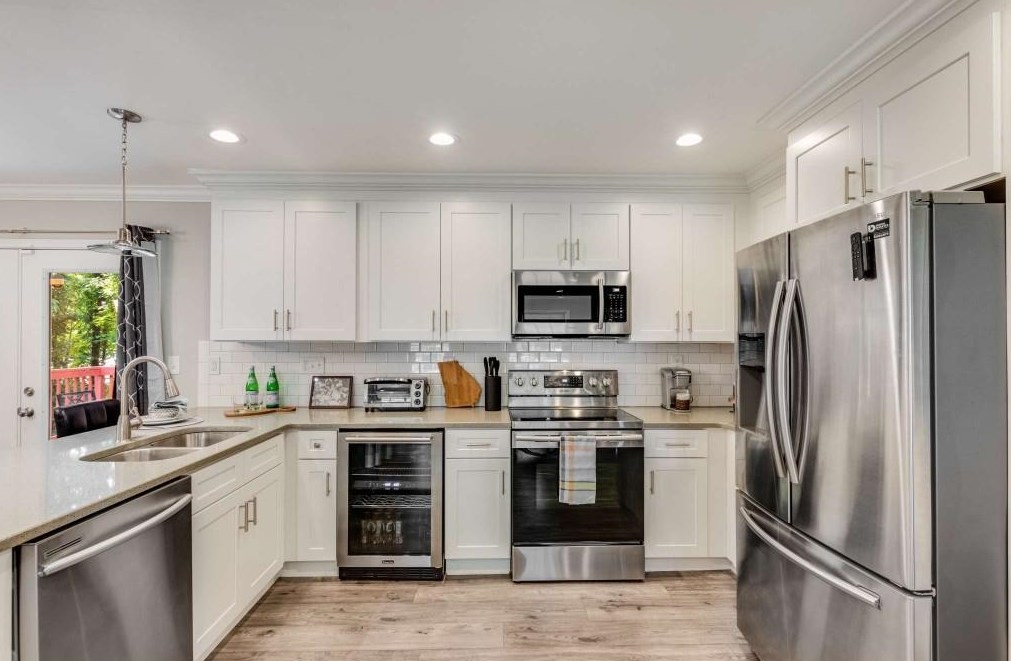 4368 Redwood St, Atlanta GA 30360-2626 exterior