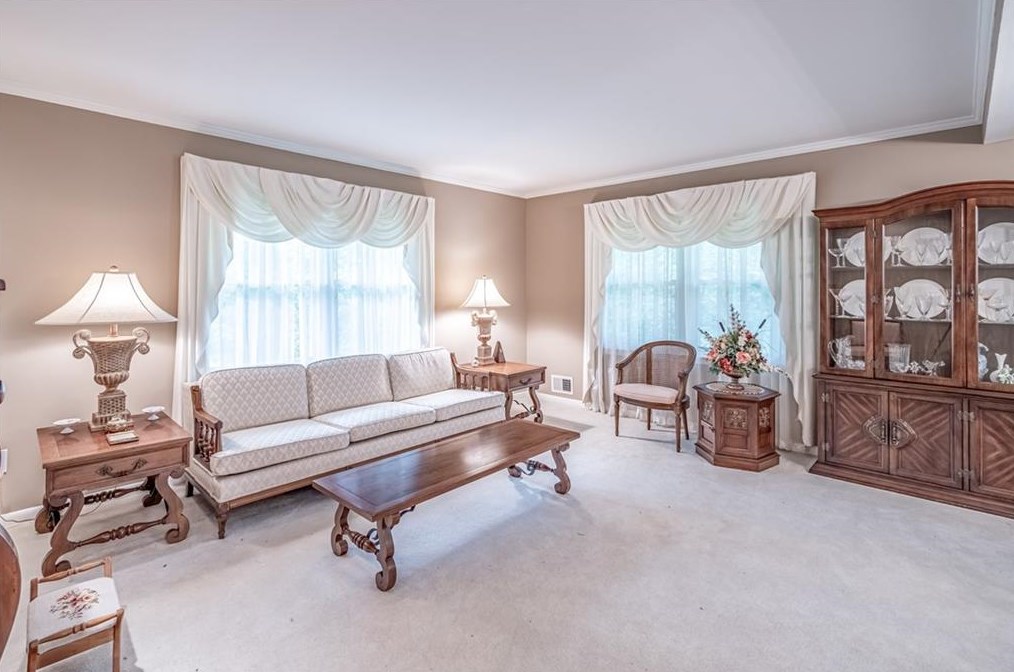 1818 Ramble Ct, Decatur GA  30033-1117 exterior