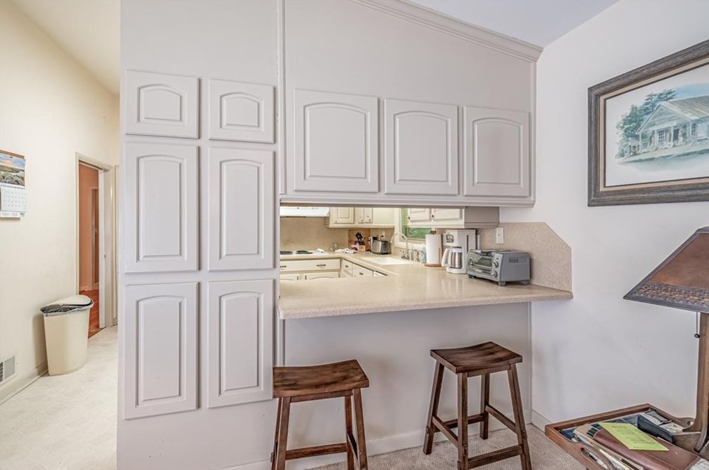 1818 Ramble Ct, Decatur GA  30033-1117 exterior