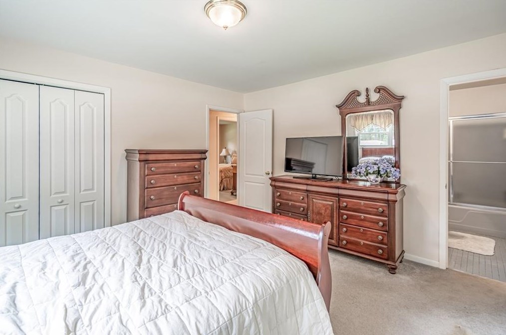 1818 Ramble Ct, Decatur GA  30033-1117 exterior