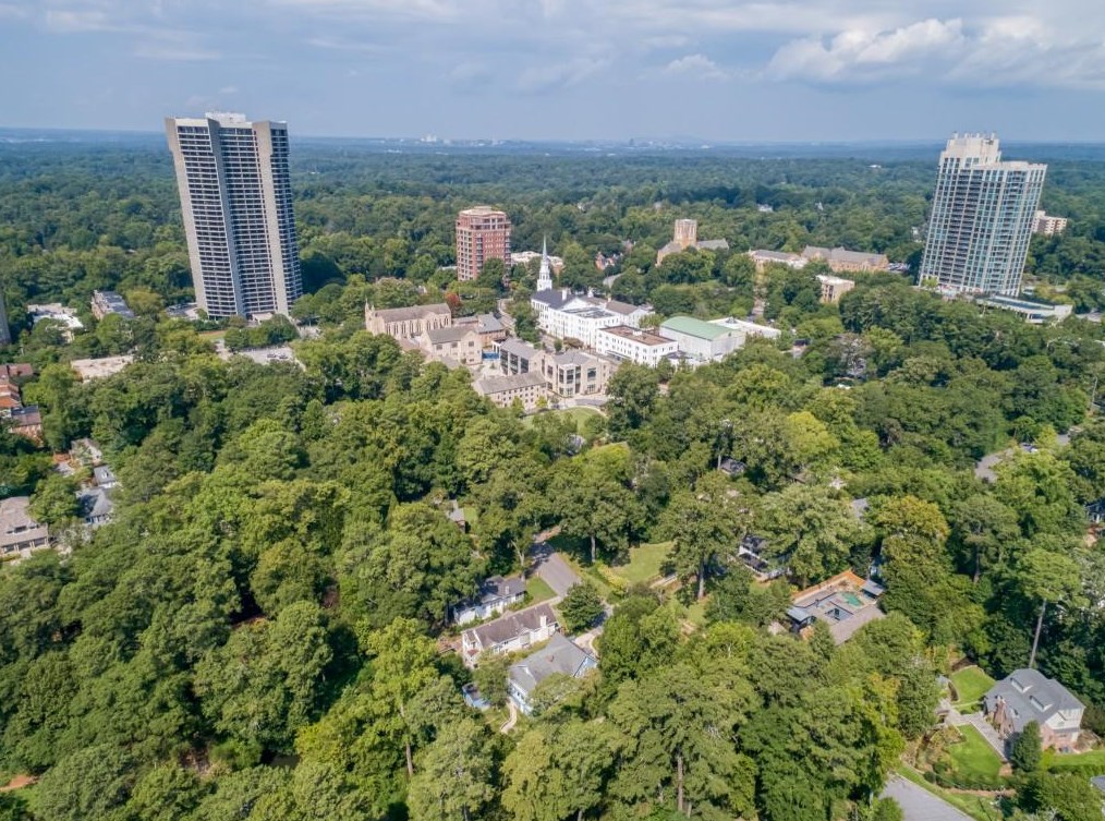 101 Peachtree Way, Atlanta GA 30305-3711 exterior