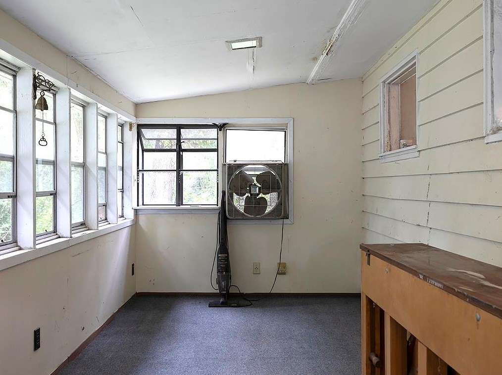 4970 Fairmont Rd, Smyrna GA  30082-5107 exterior