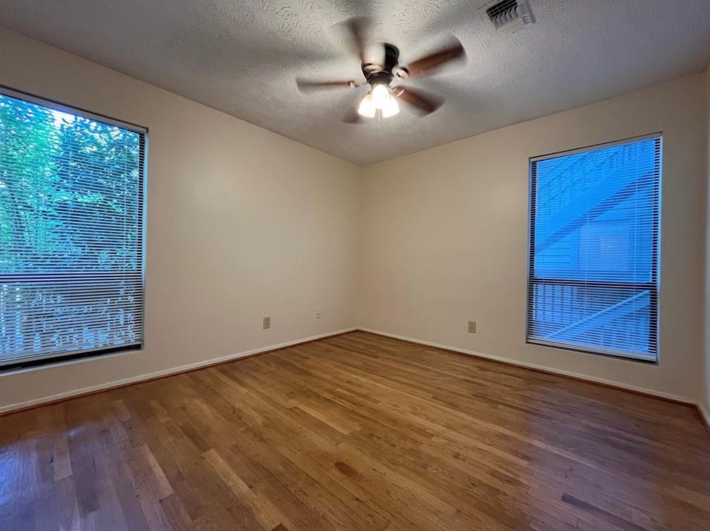 1403 Tuxworth Cir, Decatur GA 30033-5624 exterior