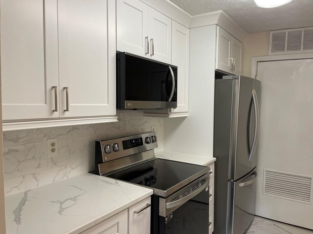 1403 Tuxworth Cir, Decatur GA 30033-5624 exterior