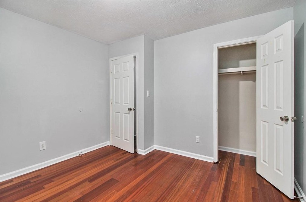 3385 Hollow Tree Dr, Decatur GA  30034-6317 exterior