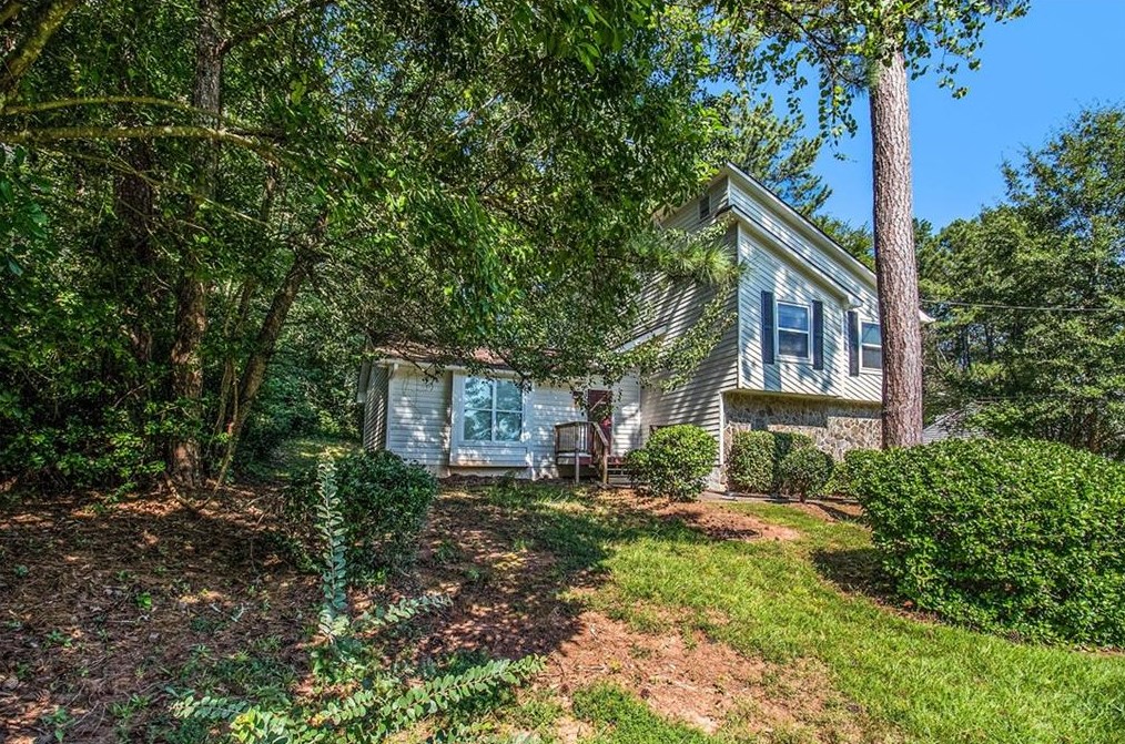 3385 Hollow Tree Dr, Decatur GA  30034-6317 exterior