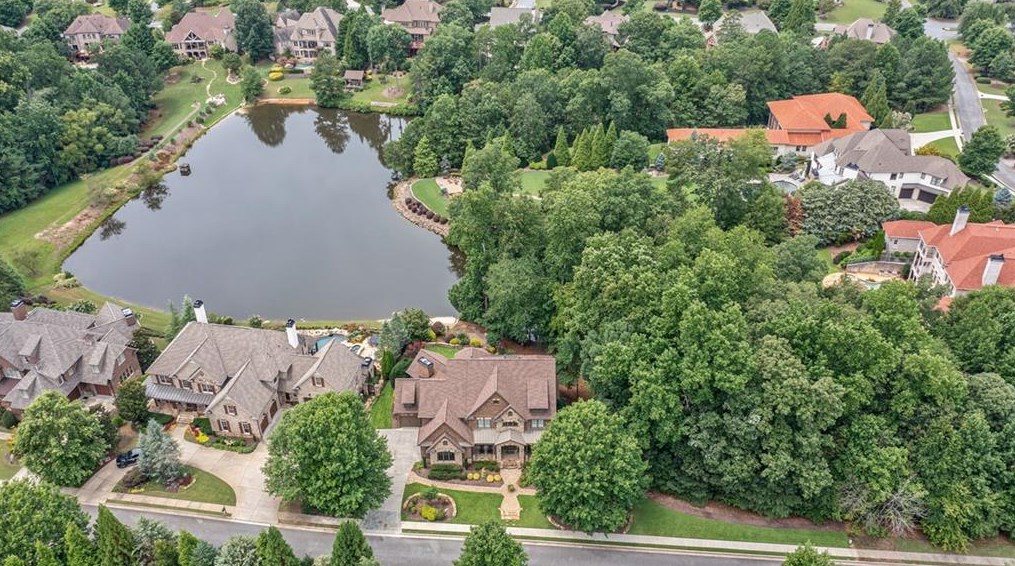 2595 Hermitage Dr, Cumming GA  30041-6395 exterior