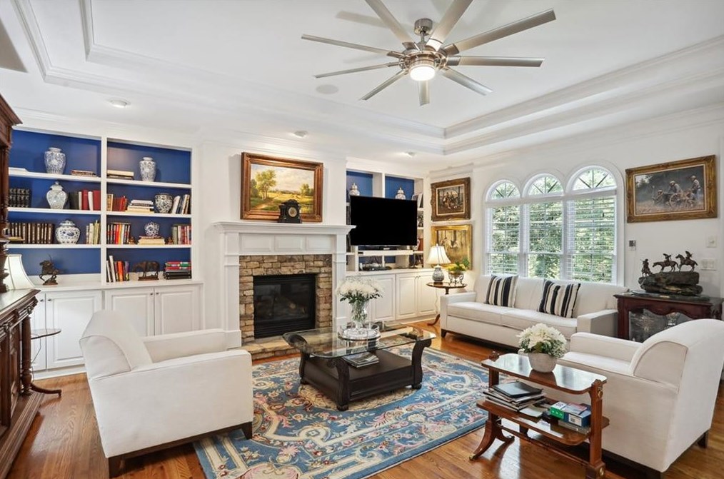 857 Wescott Ln, Atlanta GA  30319-1656 exterior
