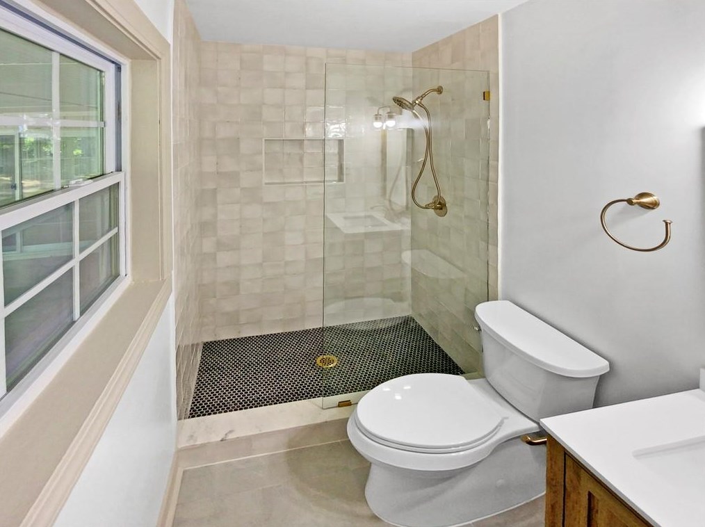 2431 Carolyn Dr, Smyrna GA  30080-2549 exterior