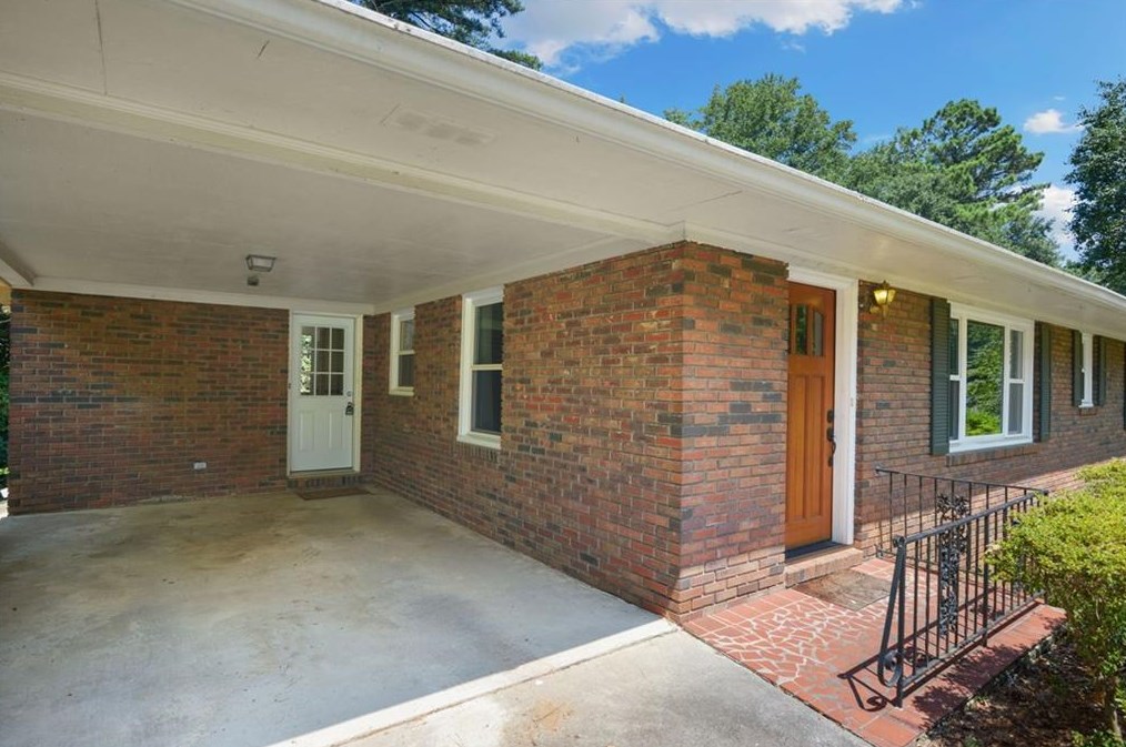 3490 Dunn St, Smyrna GA  30080-4470 exterior