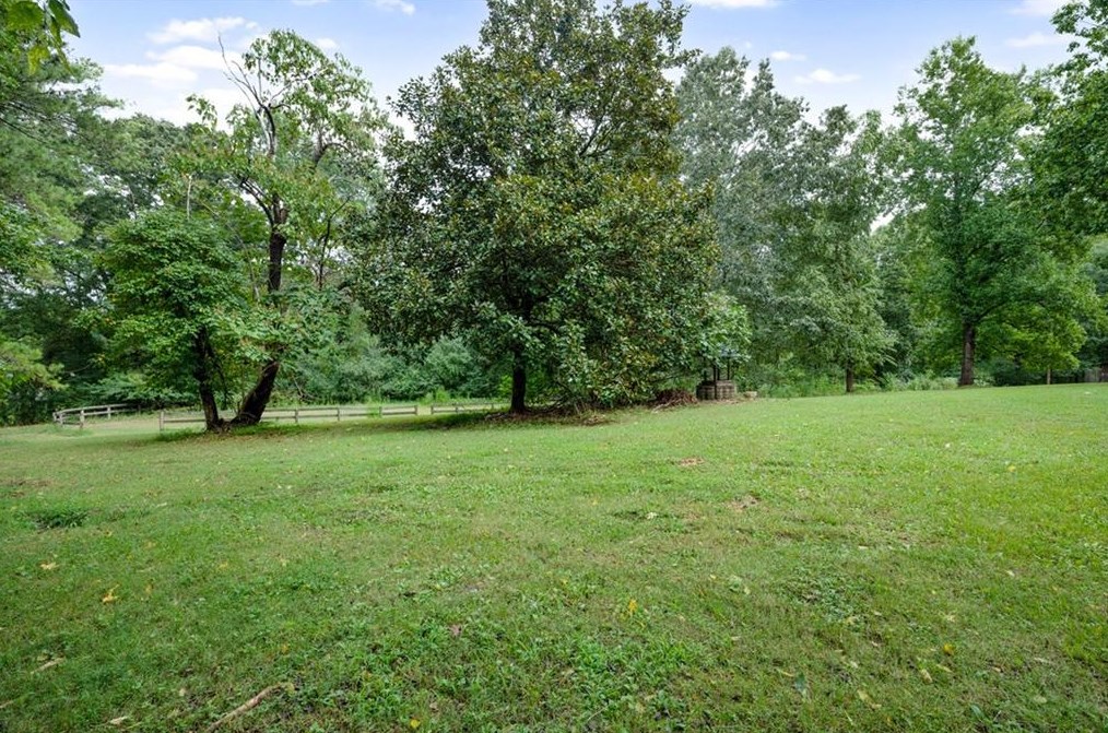 152 Timms Loop, Calhoun GA  30701-4533 exterior