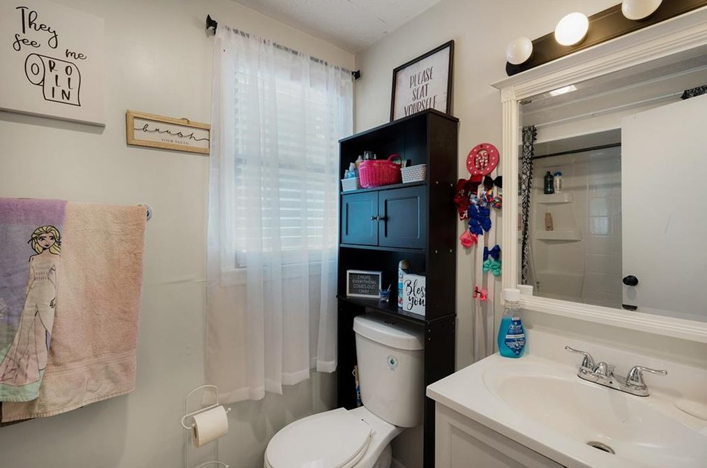 152 Timms Loop, Calhoun GA  30701-4533 exterior