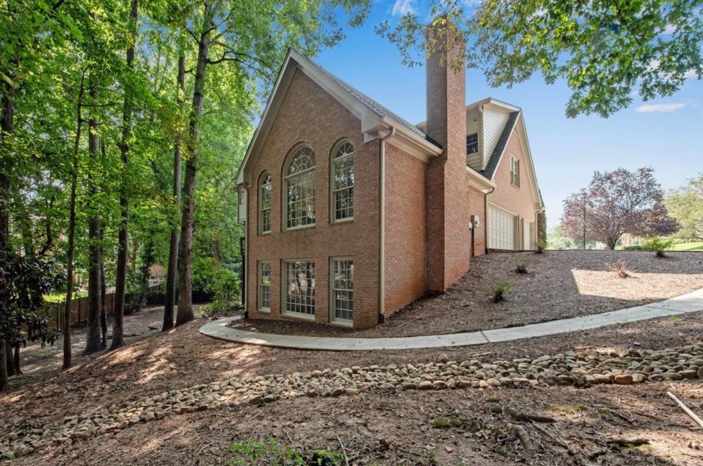 10825 Centennial Dr, Alpharetta GA 30022-4924 exterior