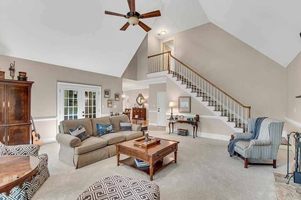 10825 Centennial Dr, Alpharetta GA 30022-4924 exterior