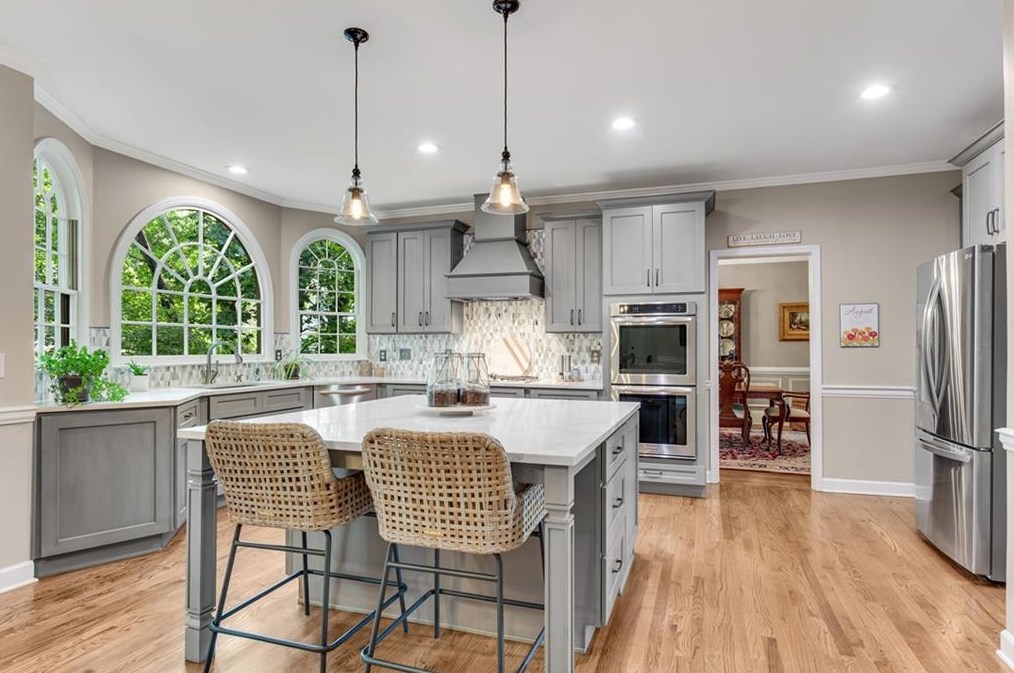 10825 Centennial Dr, Alpharetta GA 30022-4924 exterior