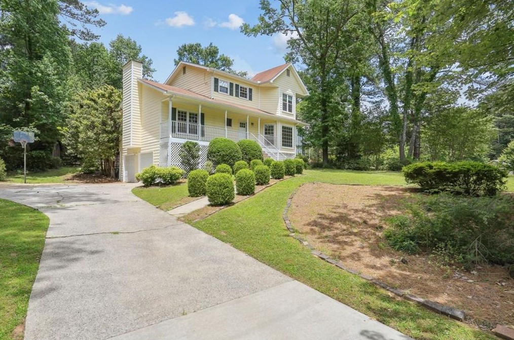 3071 Maple Ln, Alpharetta GA 30009-1579 exterior