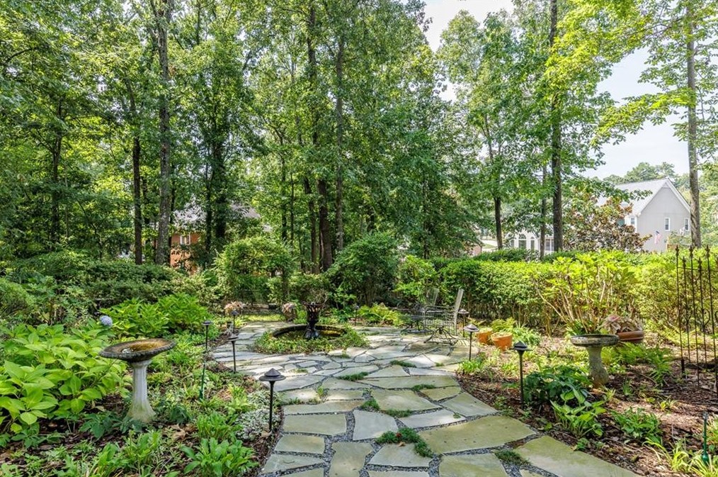 3165 Kingshouse Cmns, Alpharetta GA 30022-7607 exterior