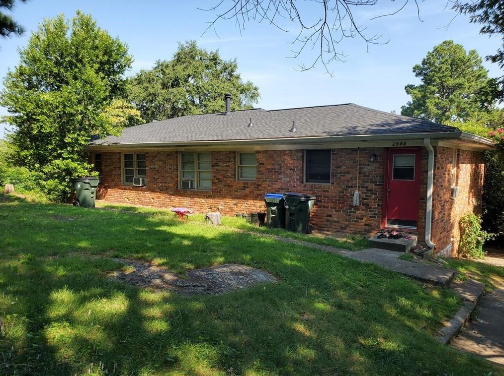2984 Whispering Hl Dr, Atlanta GA  30341-5154 exterior