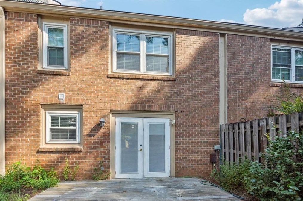 2107 Simsbury Ln, Atlanta GA  30338-6511 exterior