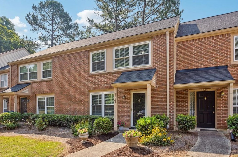 2107 Simsbury Ln, Atlanta GA  30338-6511 exterior