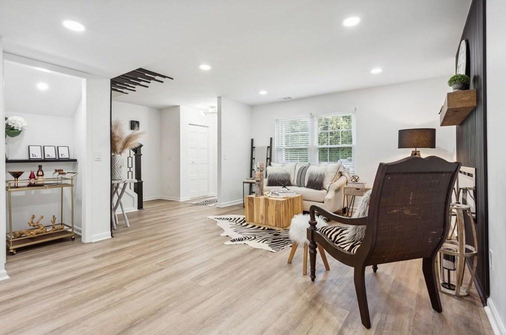 2107 Simsbury Ln, Atlanta GA  30338-6511 exterior