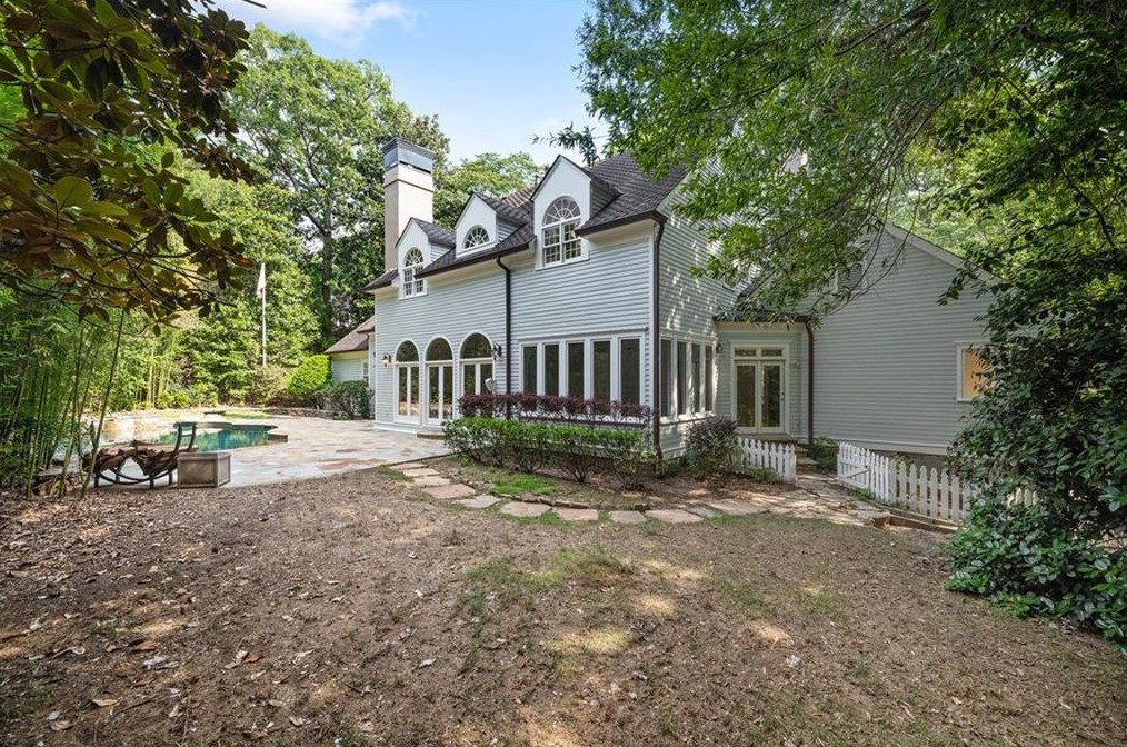3408 Wood Valley Rd, Atlanta GA  30327-1518 exterior