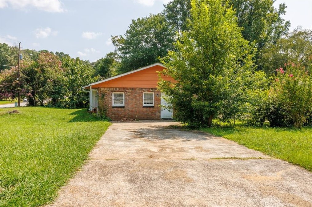 3759 Stanford Cir, Decatur GA  30034-6101 exterior