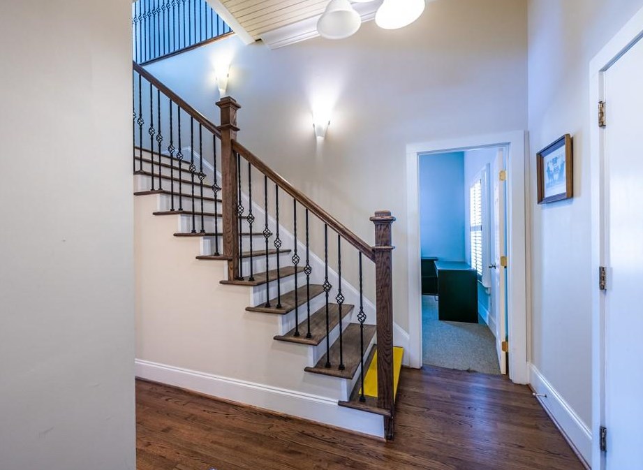 836 Sycamore St, Decatur GA  30030-2063 exterior