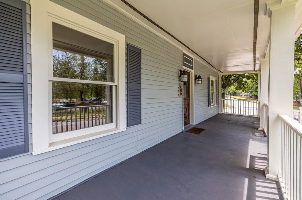 836 Sycamore St, Decatur GA  30030-2063 exterior