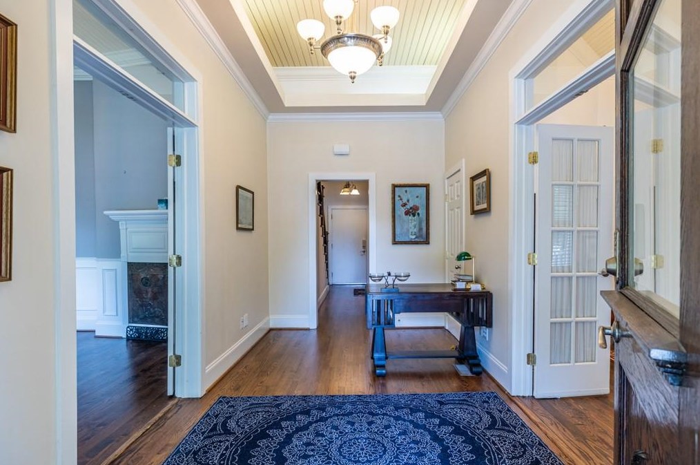 836 Sycamore St, Decatur GA  30030-2063 exterior