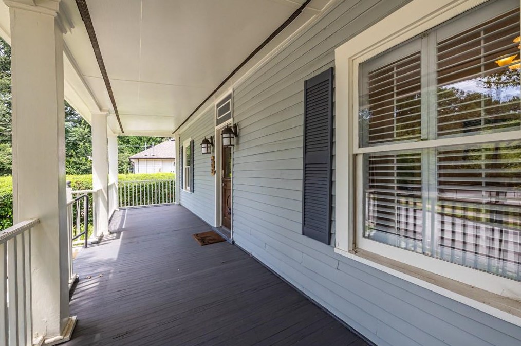 836 Sycamore St, Decatur GA  30030-2063 exterior