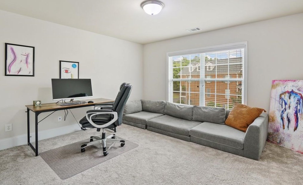 1404 Ruffner Ln, Lawrenceville GA  30043-8197 exterior