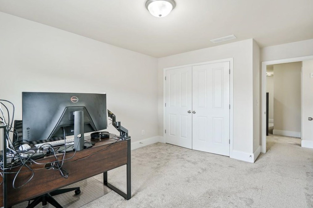 1404 Ruffner Ln, Lawrenceville GA  30043-8197 exterior