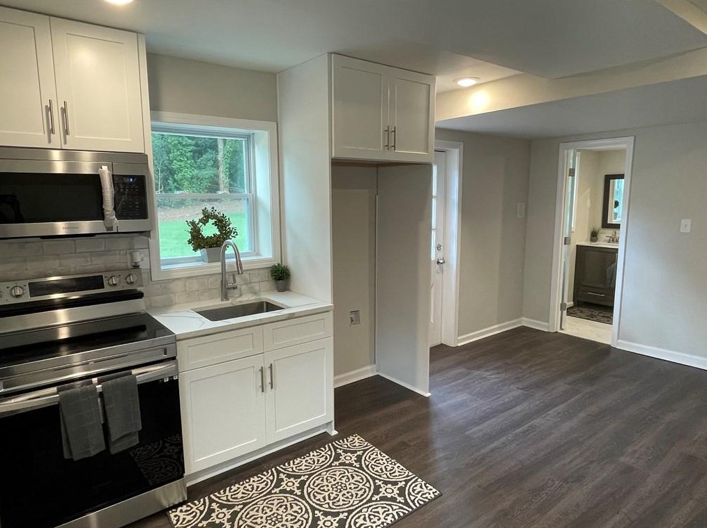 2328 Shasta Way, Atlanta GA  30345-2655 exterior