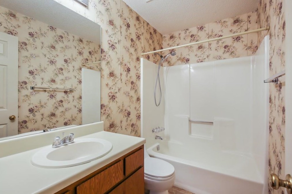 1098 Creatwood Pl, Smyrna GA  30080-8214 exterior