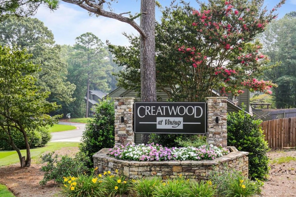 1098 Creatwood Pl, Smyrna GA  30080-8214 exterior