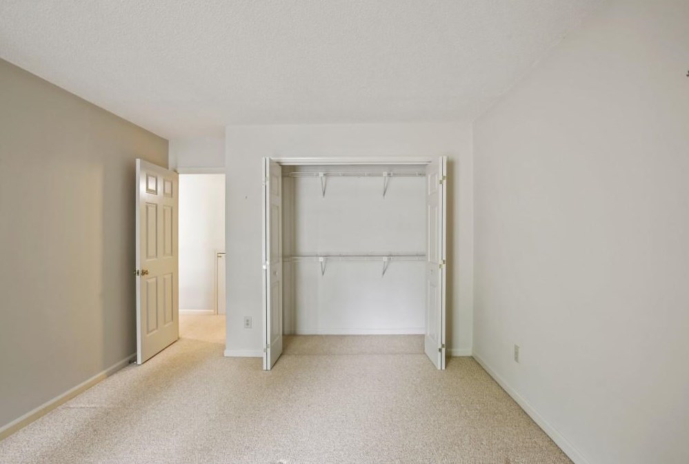 1098 Creatwood Pl, Smyrna GA  30080-8214 exterior