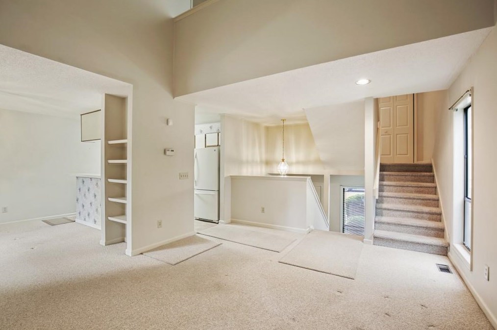 1098 Creatwood Pl, Smyrna GA  30080-8214 exterior