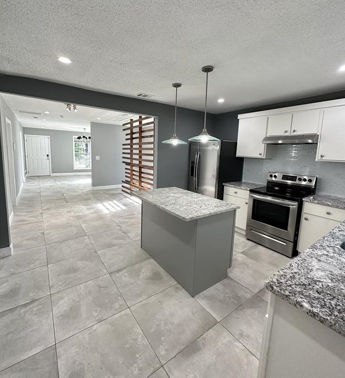 55 Moury Ave, Atlanta GA  30315-4071 exterior