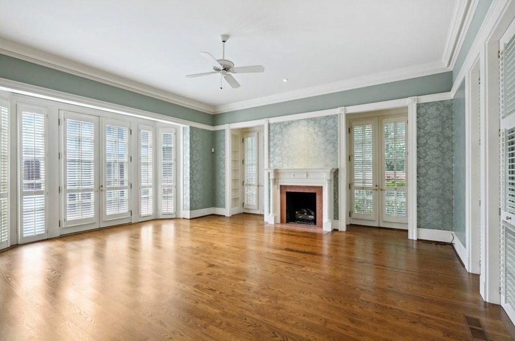 3543 Woodhaven Rd, Atlanta GA  30305-1010 exterior