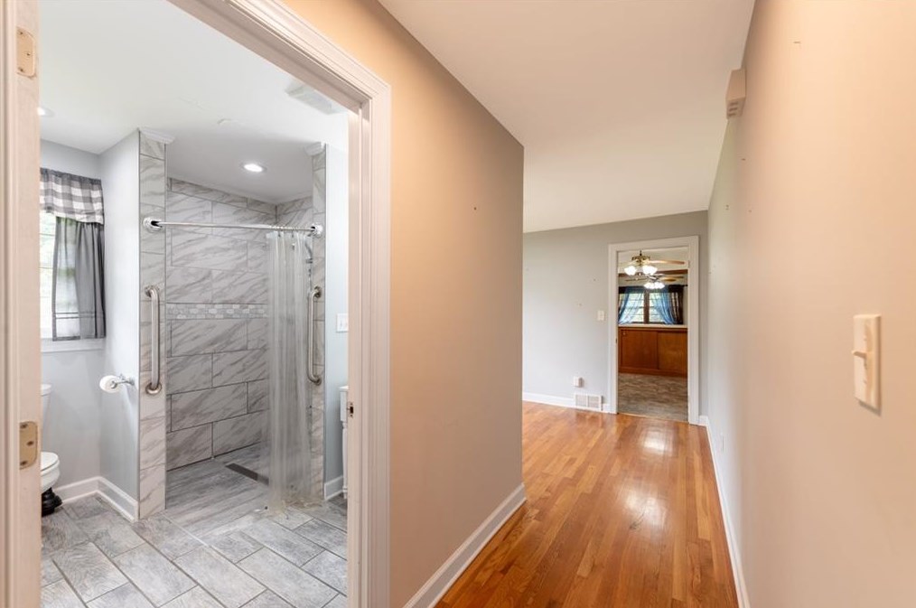 2479 Harrington Dr, Decatur GA  30033-4903 exterior